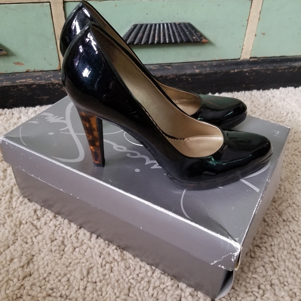 Jessica Simpson Ladonna Black Patent Tortoise Heel